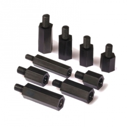 Pilon Hexagonal din Plastic, Negru, M3 de 20 mm cu Cap de 6 mm