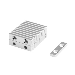 Magnet Paralelipipedic din Neodim 40x10x4 cu Gaura pentru Surub cu Cap Ingropat